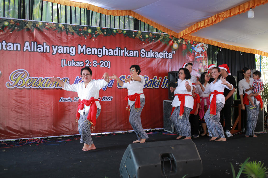 galeri, Ibadah dan Perayaan Natal 2023 di Gereja Induk, gereja kristen jawa, gkj, gkj baki, gereja kristen jawa baki, baki, sukoharjo, gkj klasis sukoharjo, klasis sukoharjo, klasis, sinode gkj, sinode 