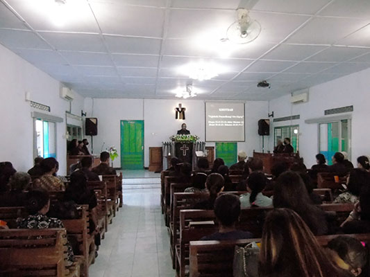 galeri, Ibadah Jumat Agung di Gereja Daleman, gereja kristen jawa, gkj, gkj baki, gereja kristen jawa baki, baki, sukoharjo, gkj klasis sukoharjo, klasis sukoharjo, klasis, sinode gkj, sinode 