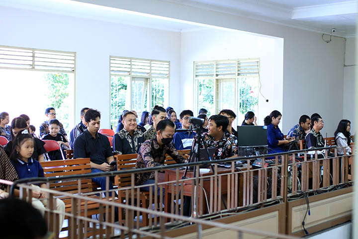 galeri, Ibadah Jumat Agung di Gereja Induk, gereja kristen jawa, gkj, gkj baki, gereja kristen jawa baki, baki, sukoharjo, gkj klasis sukoharjo, klasis sukoharjo, klasis, sinode gkj, sinode 