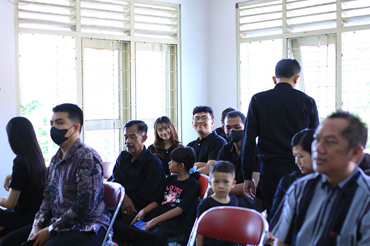 galeri, Ibadah Jumat Agung di Gereja Induk, gereja kristen jawa, gkj, gkj baki, gereja kristen jawa baki, baki, sukoharjo, gkj klasis sukoharjo, klasis sukoharjo, klasis, sinode gkj, sinode 