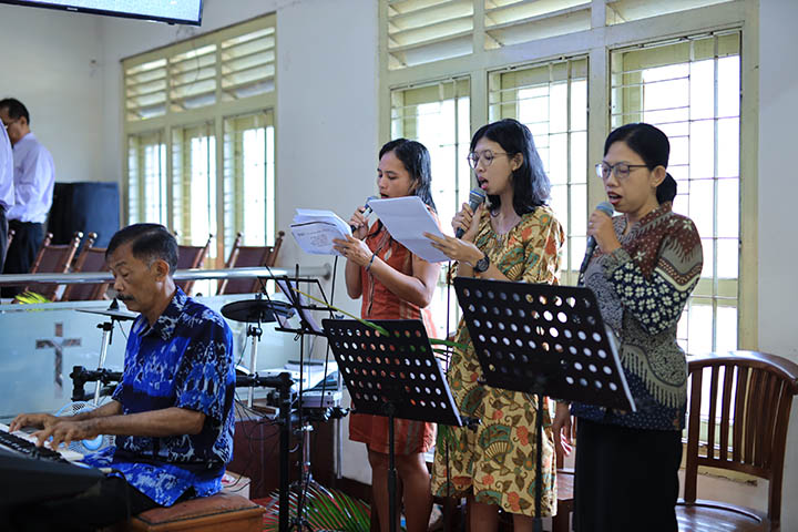 galeri, Ibadah Minggu Palma di Gereja Induk Pagi, gereja kristen jawa, gkj, gkj baki, gereja kristen jawa baki, baki, sukoharjo, gkj klasis sukoharjo, klasis sukoharjo, klasis, sinode gkj, sinode 