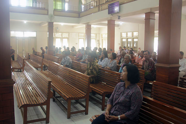 galeri, Ibadah Minggu Palma di Gereja Induk Siang, gereja kristen jawa, gkj, gkj baki, gereja kristen jawa baki, baki, sukoharjo, gkj klasis sukoharjo, klasis sukoharjo, klasis, sinode gkj, sinode 