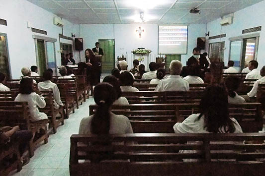 galeri, Ibadah Paskah Sore di Gereja Daleman, gereja kristen jawa, gkj, gkj baki, gereja kristen jawa baki, baki, sukoharjo, gkj klasis sukoharjo, klasis sukoharjo, klasis, sinode gkj, sinode 