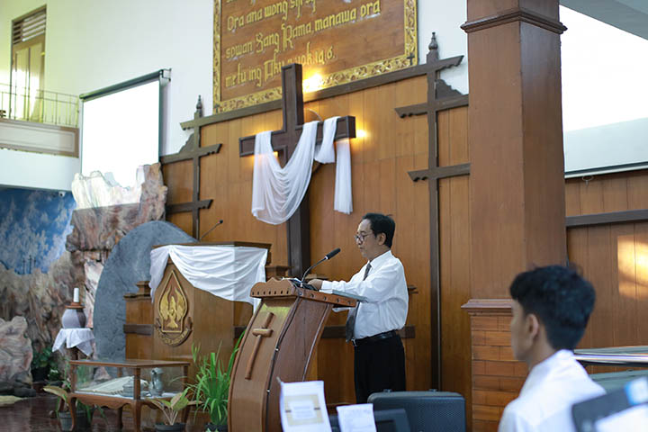 galeri, Ibadah Paskah Sore di Gereja Induk, gereja kristen jawa, gkj, gkj baki, gereja kristen jawa baki, baki, sukoharjo, gkj klasis sukoharjo, klasis sukoharjo, klasis, sinode gkj, sinode 