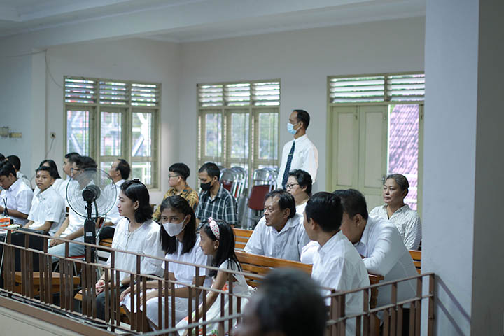 galeri, Ibadah Paskah Sore di Gereja Induk, gereja kristen jawa, gkj, gkj baki, gereja kristen jawa baki, baki, sukoharjo, gkj klasis sukoharjo, klasis sukoharjo, klasis, sinode gkj, sinode 