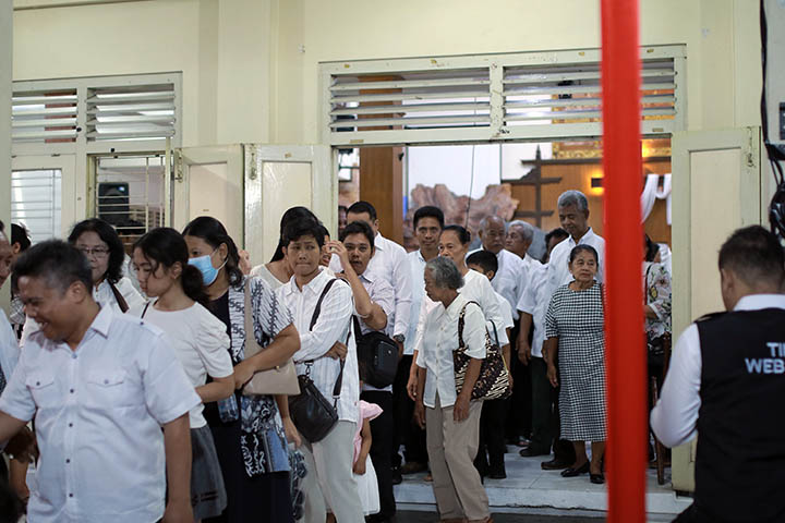 galeri, Ibadah Paskah Sore di Gereja Induk, gereja kristen jawa, gkj, gkj baki, gereja kristen jawa baki, baki, sukoharjo, gkj klasis sukoharjo, klasis sukoharjo, klasis, sinode gkj, sinode 