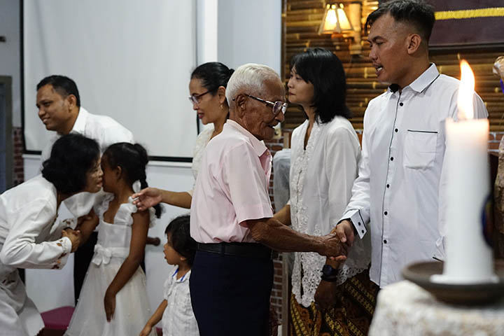 galeri, Ibadah Paskah Sore di Gereja Kingkang, gereja kristen jawa, gkj, gkj baki, gereja kristen jawa baki, baki, sukoharjo, gkj klasis sukoharjo, klasis sukoharjo, klasis, sinode gkj, sinode 