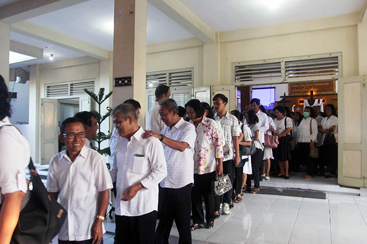 galeri, Ibadah Paskah Pagi di Gereja Induk, gereja kristen jawa, gkj, gkj baki, gereja kristen jawa baki, baki, sukoharjo, gkj klasis sukoharjo, klasis sukoharjo, klasis, sinode gkj, sinode 