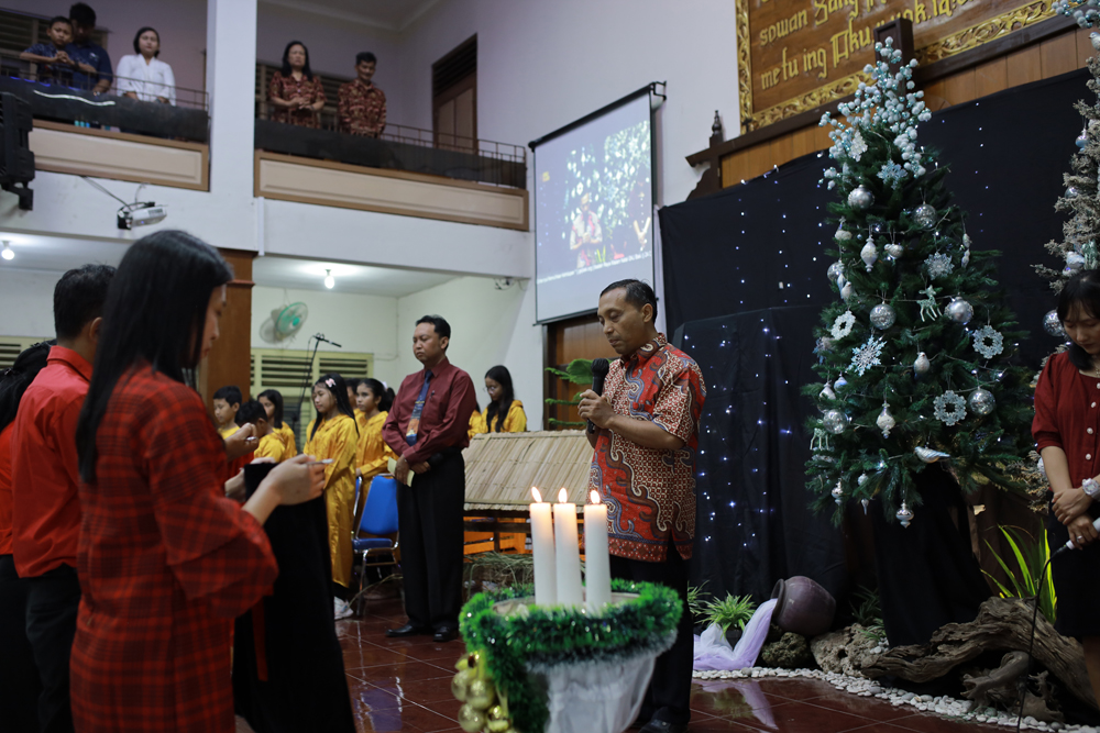 gallery kegiatan, Ibadah raya Malam Natal GKJ Baki Tahun 2024, Komisi Ibadah, gereja kristen jawa, gkj, gkj baki, gereja kristen jawa baki, baki, sukoharjo, gkj klasis sukoharjo, klasis sukoharjo, klasis, sinode gkj, sinode 