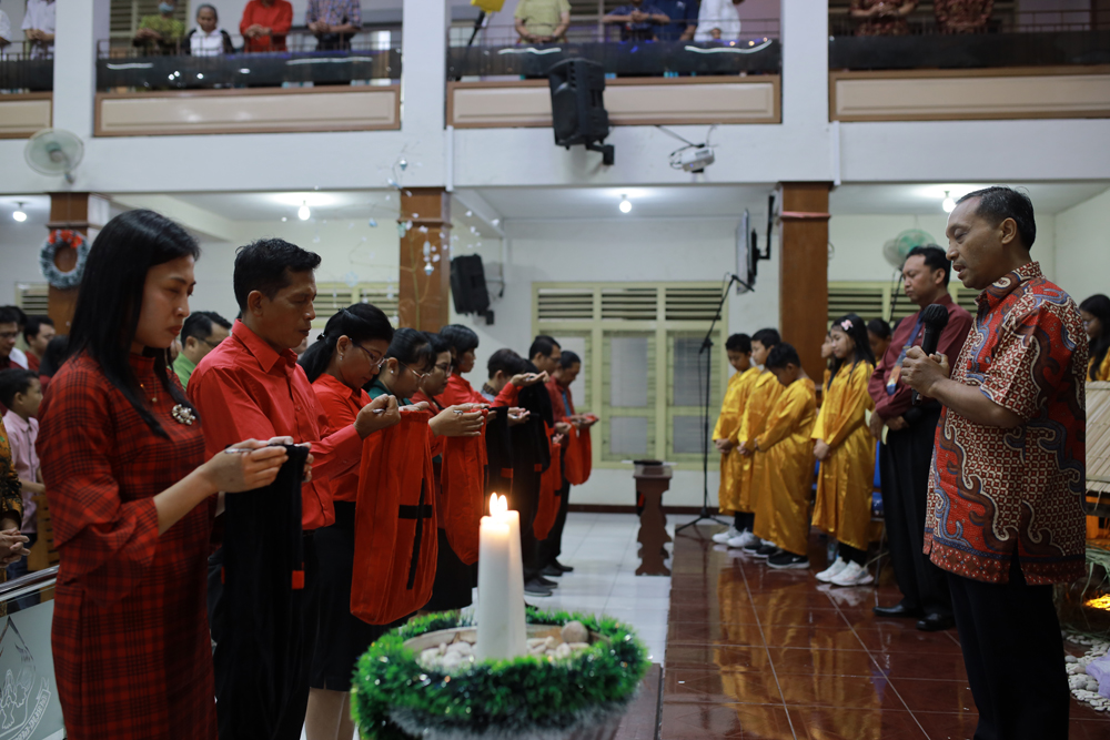 gallery kegiatan, Ibadah raya Malam Natal GKJ Baki Tahun 2024, Komisi Ibadah, gereja kristen jawa, gkj, gkj baki, gereja kristen jawa baki, baki, sukoharjo, gkj klasis sukoharjo, klasis sukoharjo, klasis, sinode gkj, sinode 