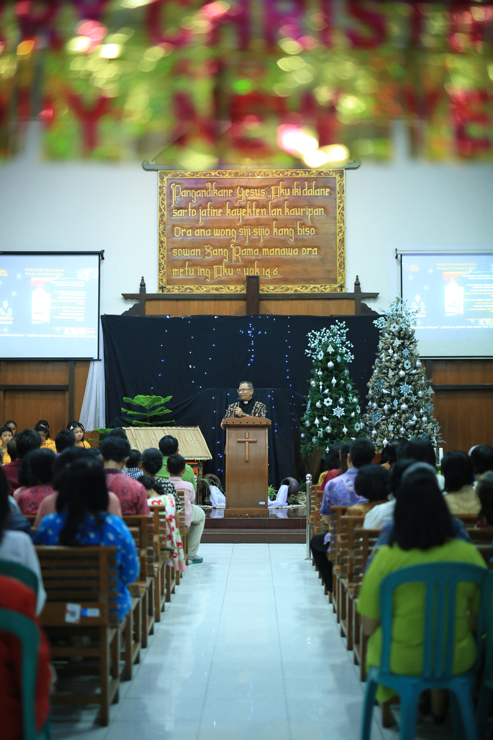 gallery kegiatan, Ibadah raya Malam Natal GKJ Baki Tahun 2024, Komisi Ibadah, gereja kristen jawa, gkj, gkj baki, gereja kristen jawa baki, baki, sukoharjo, gkj klasis sukoharjo, klasis sukoharjo, klasis, sinode gkj, sinode 