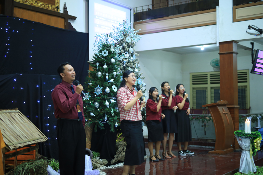 gallery kegiatan, Ibadah raya Malam Natal GKJ Baki Tahun 2024, Komisi Ibadah, gereja kristen jawa, gkj, gkj baki, gereja kristen jawa baki, baki, sukoharjo, gkj klasis sukoharjo, klasis sukoharjo, klasis, sinode gkj, sinode 