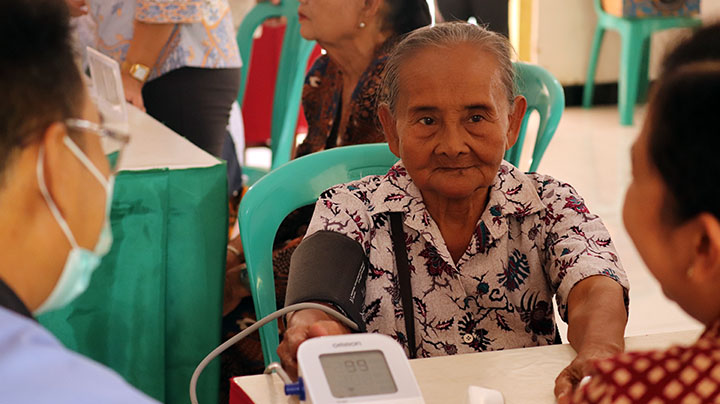 gallery kegiatan, Pelayanan Tim Kesehatan GKJ Baki dengan RS Panti Waluyo YAKKUM Surakarta, Komisi Diakonia, gereja kristen jawa, gkj, gkj baki, gereja kristen jawa baki, baki, sukoharjo, gkj klasis sukoharjo, klasis sukoharjo, klasis, sinode gkj, sinode 