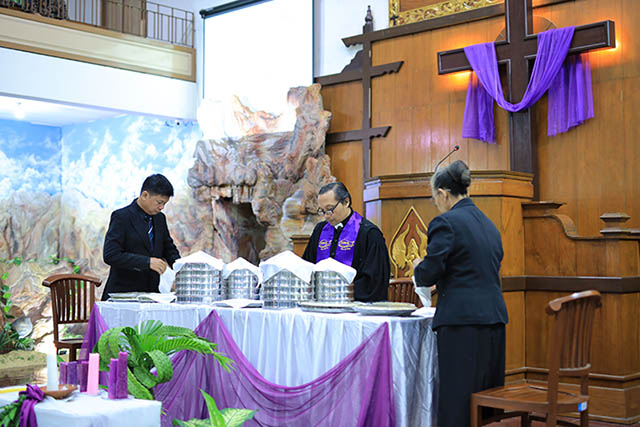 gallery kegiatan, Ibadah Kamis Suci Tahun 2024, Komisi Ibadah, gereja kristen jawa, gkj, gkj baki, gereja kristen jawa baki, baki, sukoharjo, gkj klasis sukoharjo, klasis sukoharjo, klasis, sinode gkj, sinode 