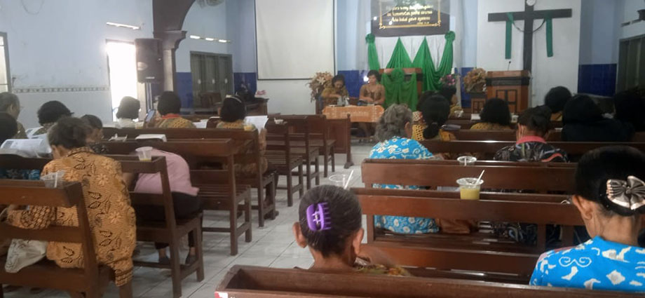 gallery kegiatan, Persekutuan Warga Dewasa Sie Perempuan Oktober 2023, Komisi Warga Dewasa, gereja kristen jawa, gkj, gkj baki, gereja kristen jawa baki, baki, sukoharjo, gkj klasis sukoharjo, klasis sukoharjo, klasis, sinode gkj, sinode 