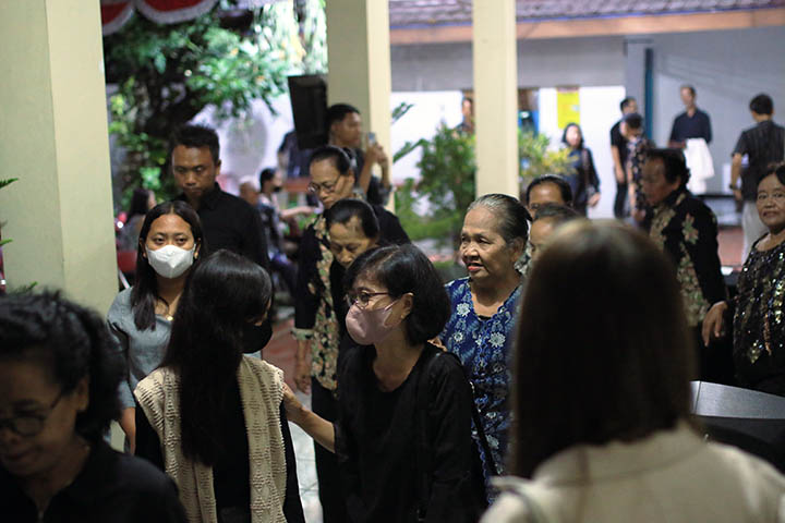 gallery kegiatan, Ibadah Variatif Sabtu Sunyi, Komisi Ibadah, gereja kristen jawa, gkj, gkj baki, gereja kristen jawa baki, baki, sukoharjo, gkj klasis sukoharjo, klasis sukoharjo, klasis, sinode gkj, sinode 