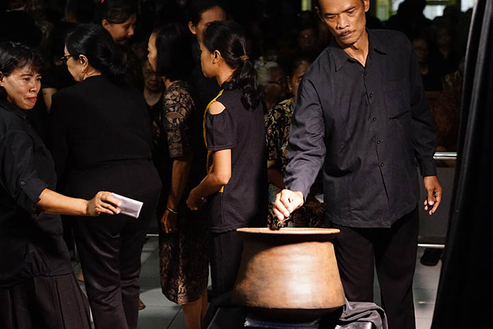 gallery kegiatan, Ibadah Variatif Sabtu Sunyi, Komisi Ibadah, gereja kristen jawa, gkj, gkj baki, gereja kristen jawa baki, baki, sukoharjo, gkj klasis sukoharjo, klasis sukoharjo, klasis, sinode gkj, sinode 